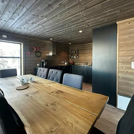 Mountain For Year-round Outdoor Activities Holiday home *