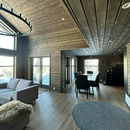Mountain For Year-round Outdoor Activities * Vevle