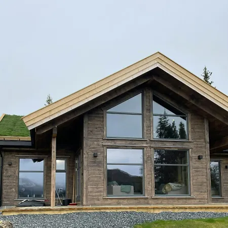 Mountain For Year-round Outdoor Activities * Vevle