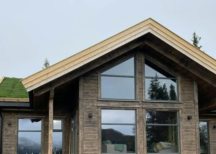 Mountain For Year-round Outdoor Activities * Vevle